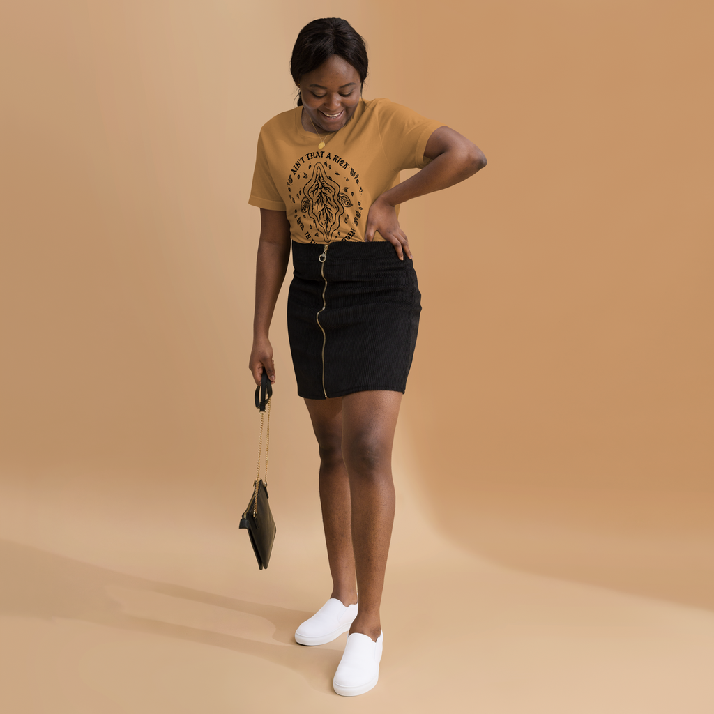 dungeon crawler carl lady garden tee shirt product image